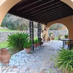 Anikitos *